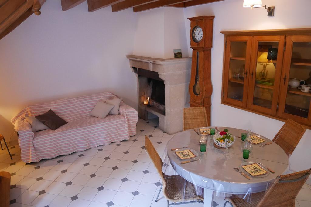 La Maison D'En Face Villa Saint-Affrique-les-Montagnes Rum bild